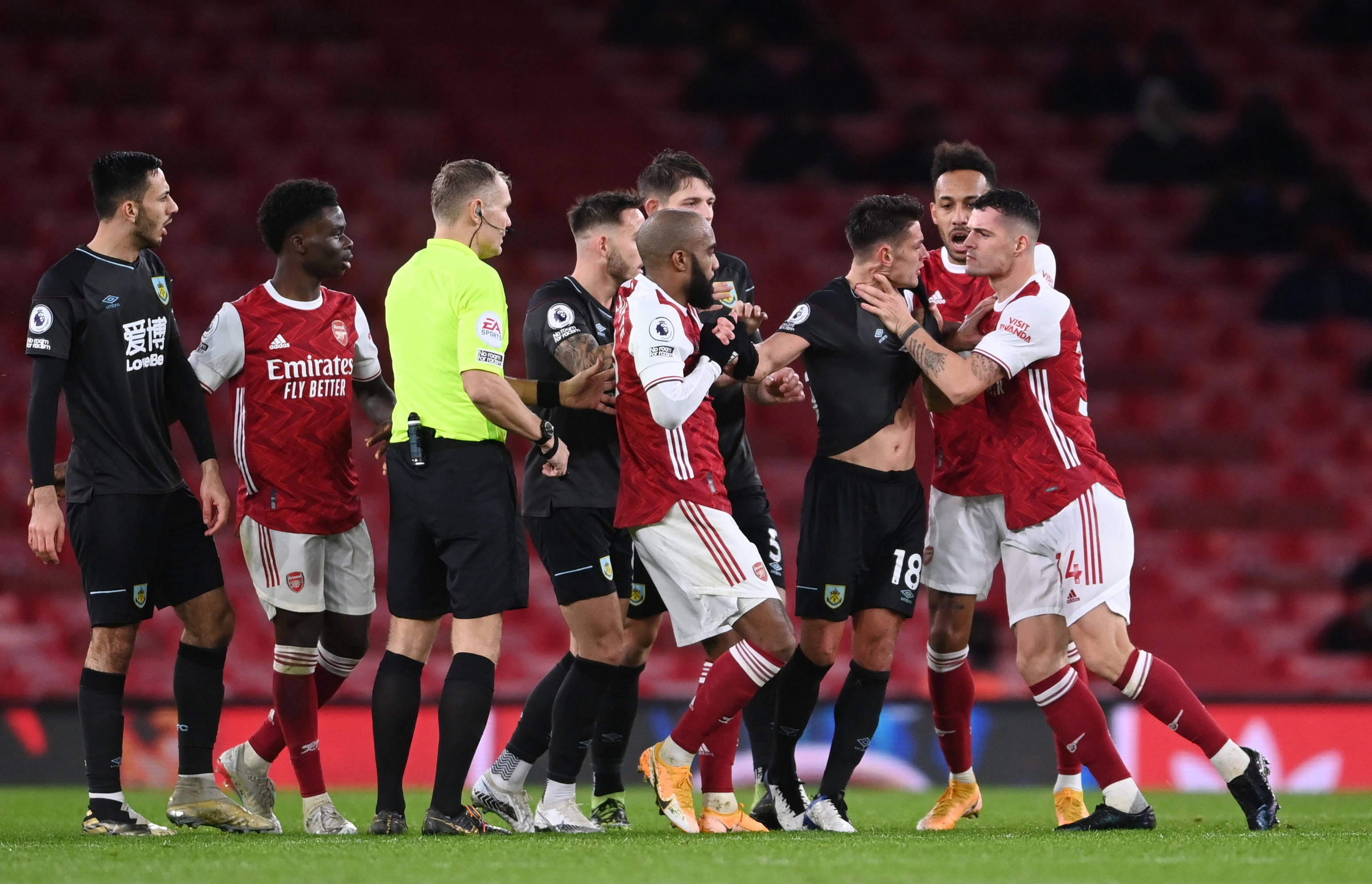 杯诸强的竞 杯诸强的竞