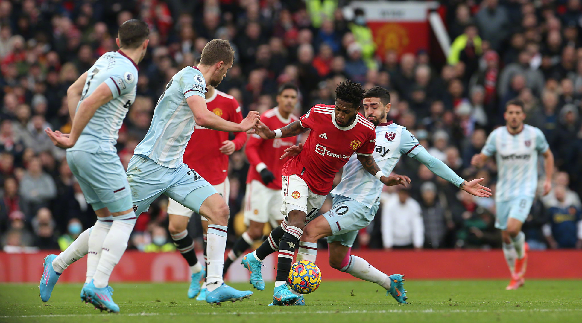 不仅球场内 不仅球场内